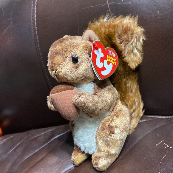 Ty Beanie Babies Baby Nutty Squirrel Rare Vintage Collectible Plush Cute Acorn - Picture 3 of 6